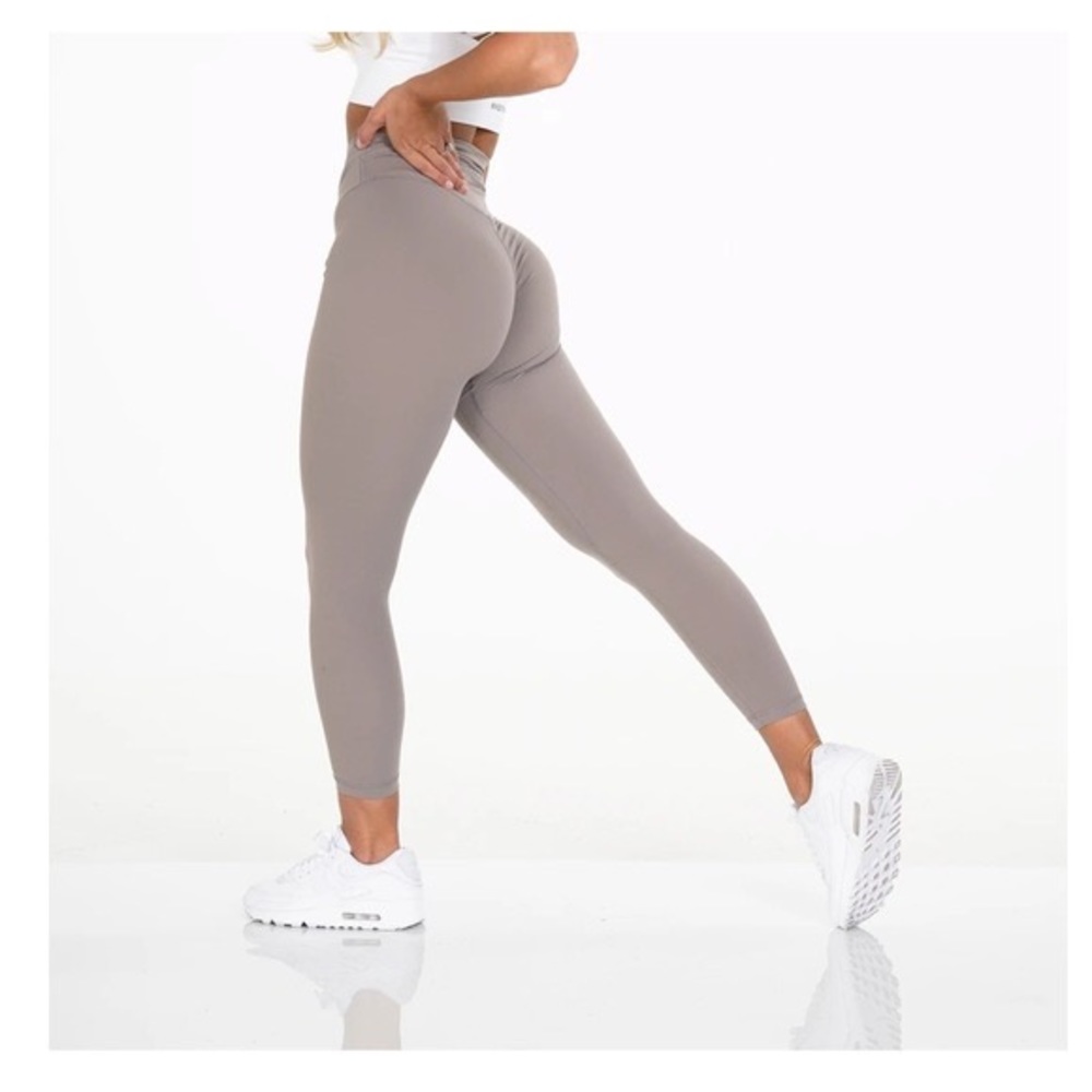 NVGTN Taupe Signature Leggings (NWT!)